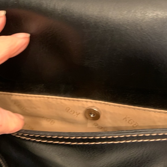 Black Bag with Handles. - Picture 13 of 16
